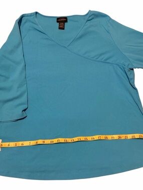 Lane Bryant Bright Turquoise Short Sleeve Top
